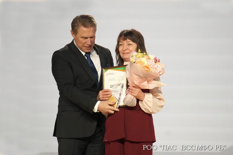 Лучшая акушерка из Уфы в Москве на Национальном конгрессе