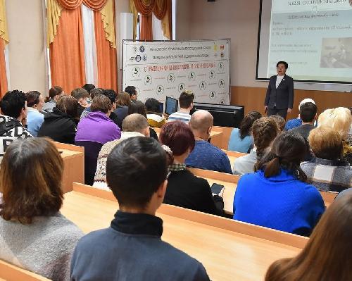 Интерактивный классный час об истории Крыма провели в Свердловском областном медицинском колледже